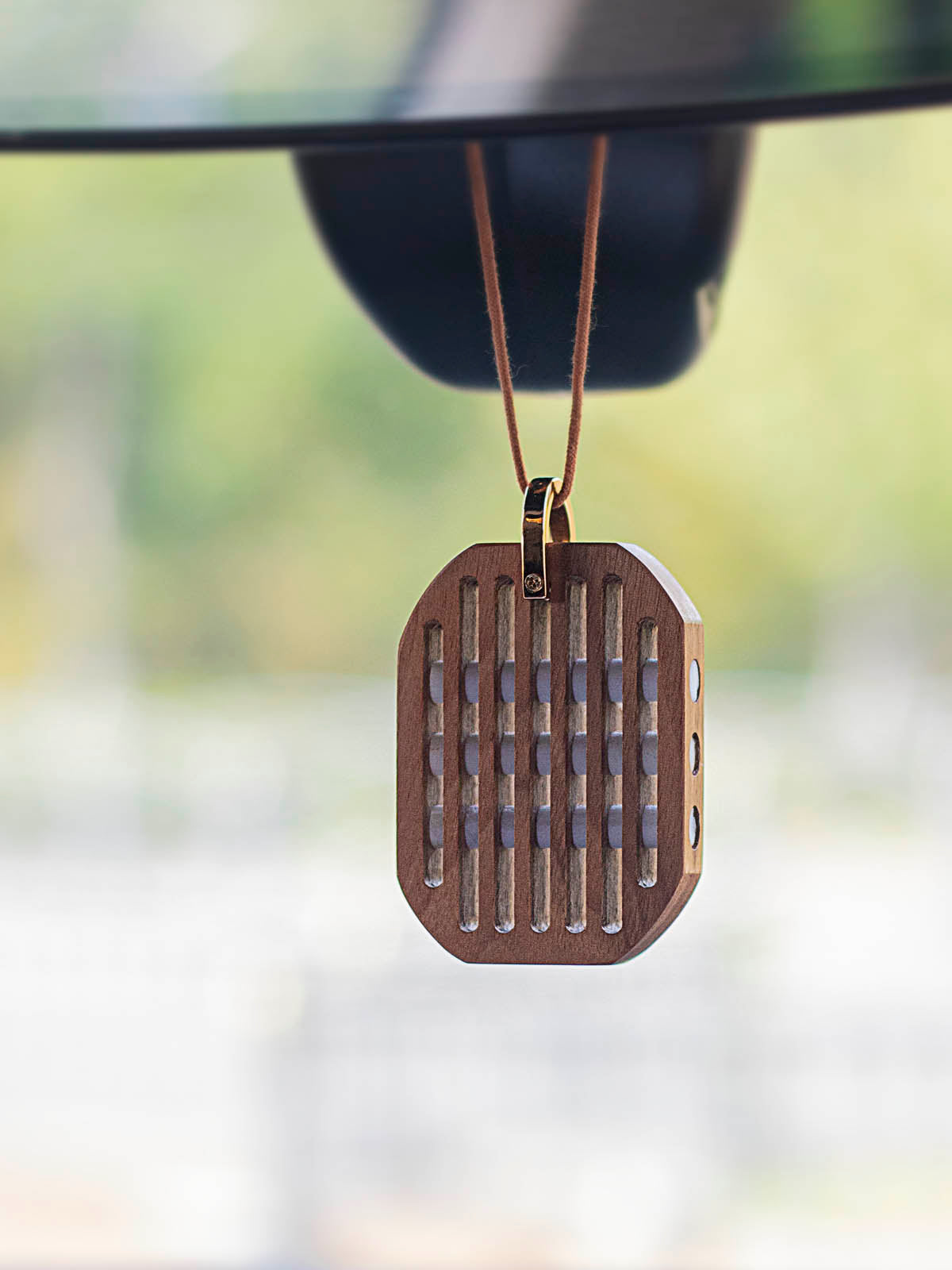 Hanging Car Air Freshener 【Custom Your Own Scent】 Wood Air Freshener Car Essential Oil Diffuser for Home Office Wardrobe Portable Aromatherapy Diffuser